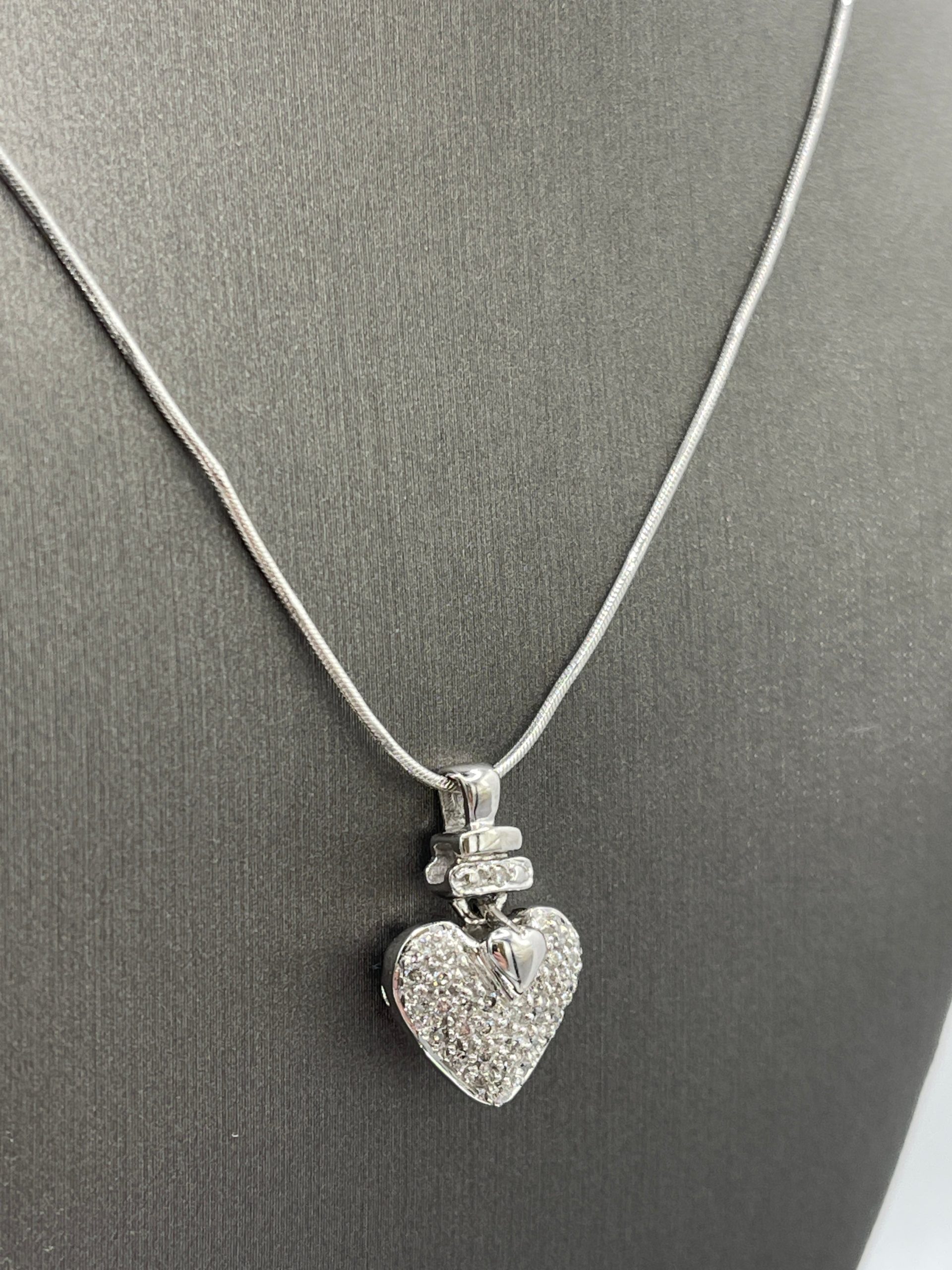 the-newest-page-on-the-internet-to-buy-14-karat-white-gold-pave-diamond-heart-pendant-w-14-karat-di-cut-snake-chain-fashion_2.jpg