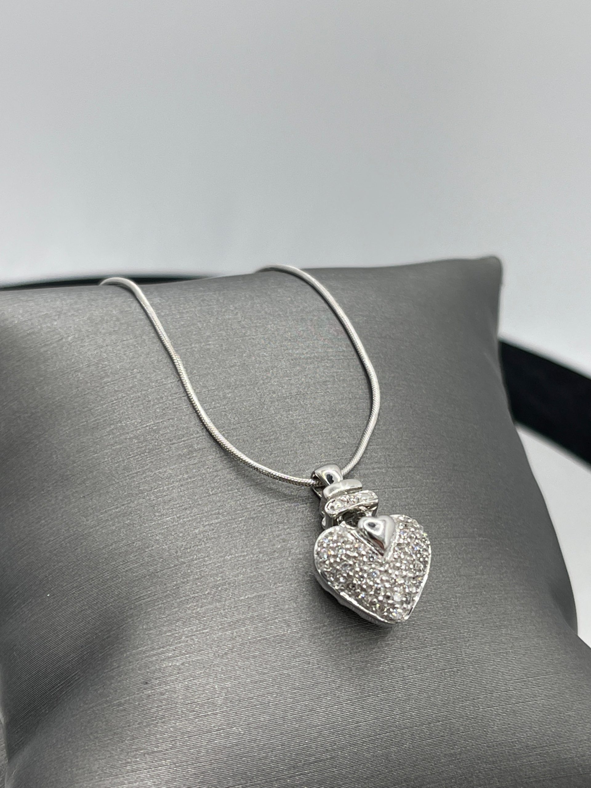 the-newest-page-on-the-internet-to-buy-14-karat-white-gold-pave-diamond-heart-pendant-w-14-karat-di-cut-snake-chain-fashion_4.jpg