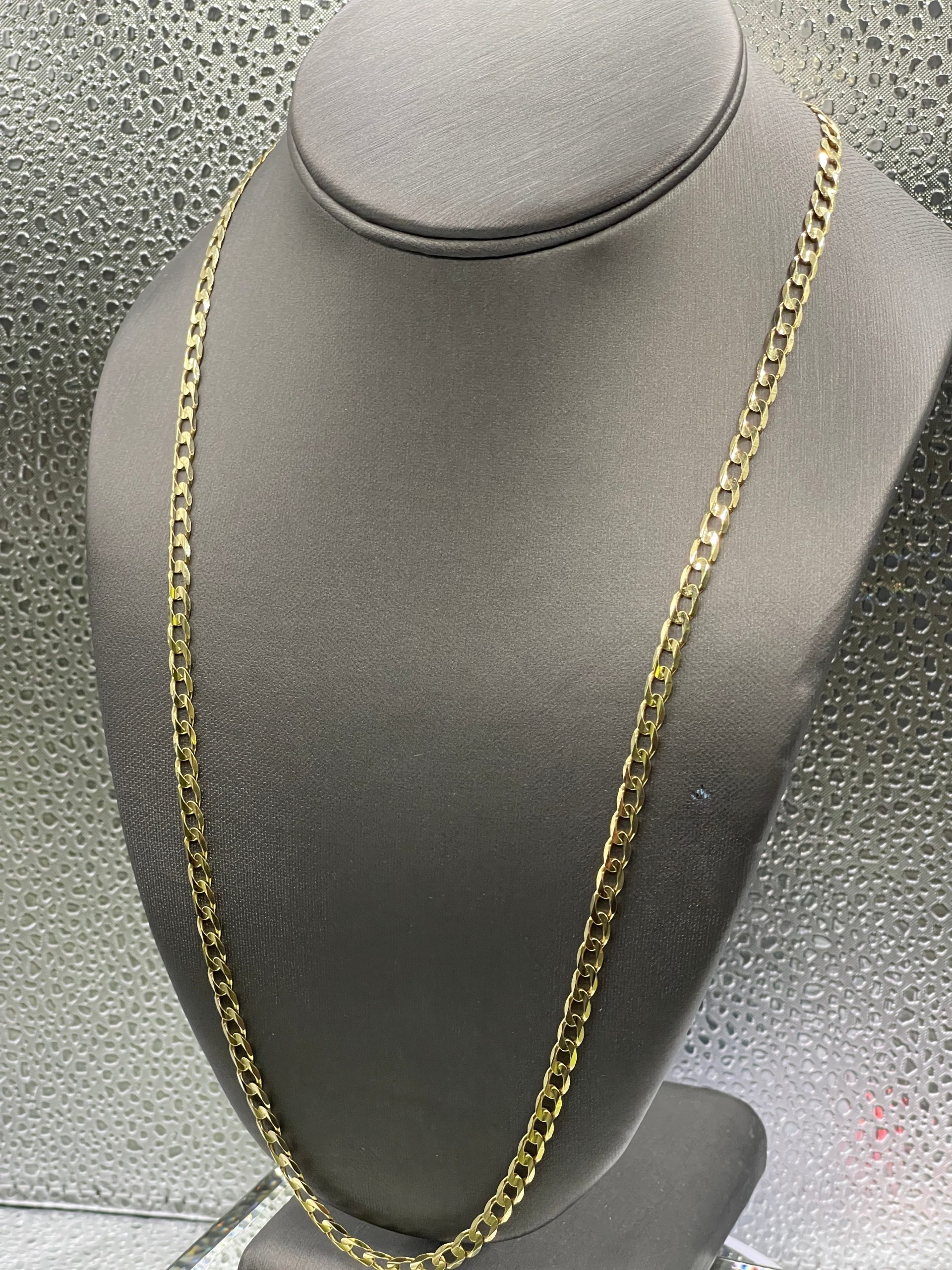 a-favorite-way-to-buy-ladies-gents-10-karat-yellow-gold-oval-solid-link-chain-with-beveled-edges-fashion_0.jpg