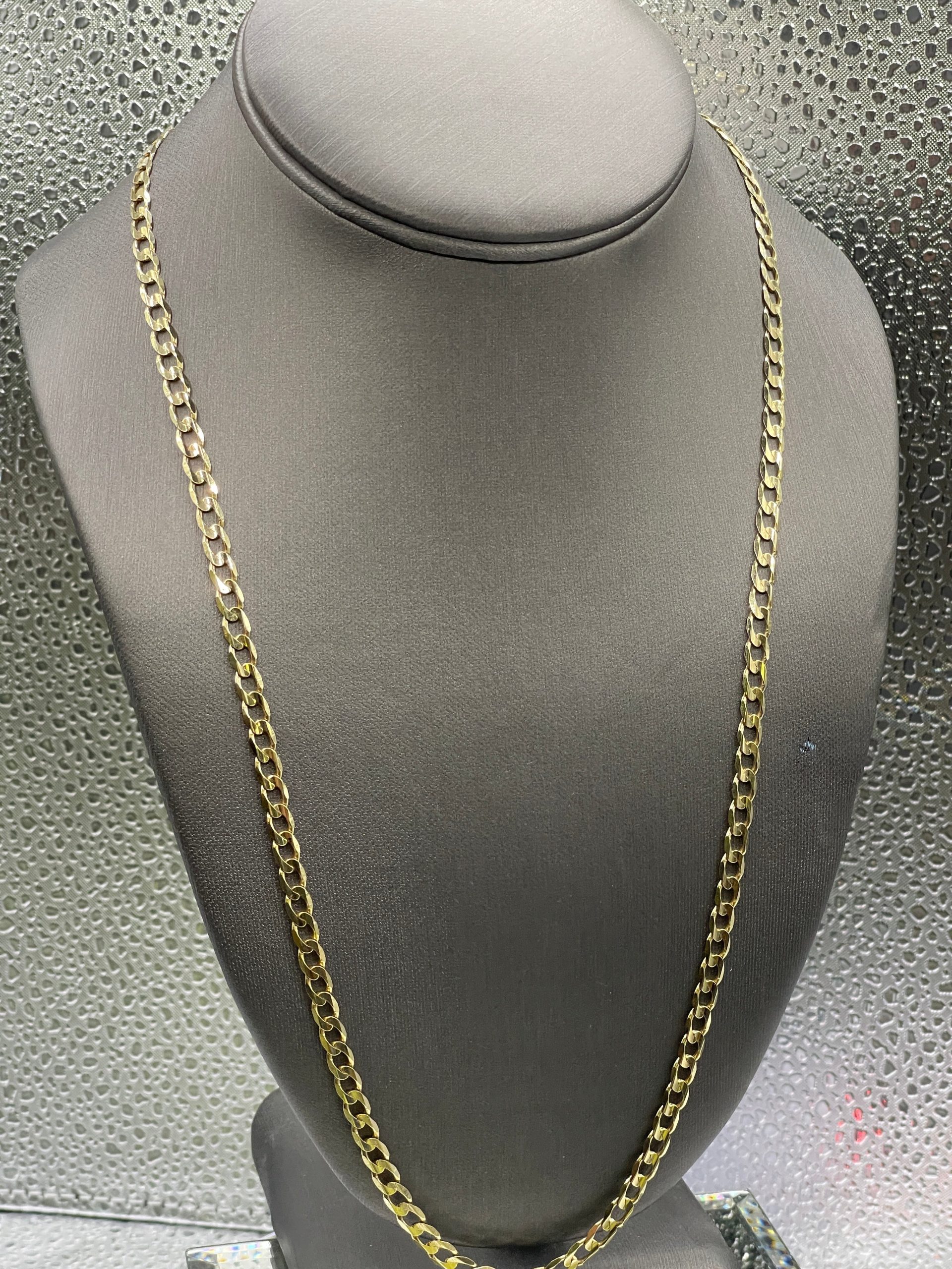 a-favorite-way-to-buy-ladies-gents-10-karat-yellow-gold-oval-solid-link-chain-with-beveled-edges-fashion_3.jpg