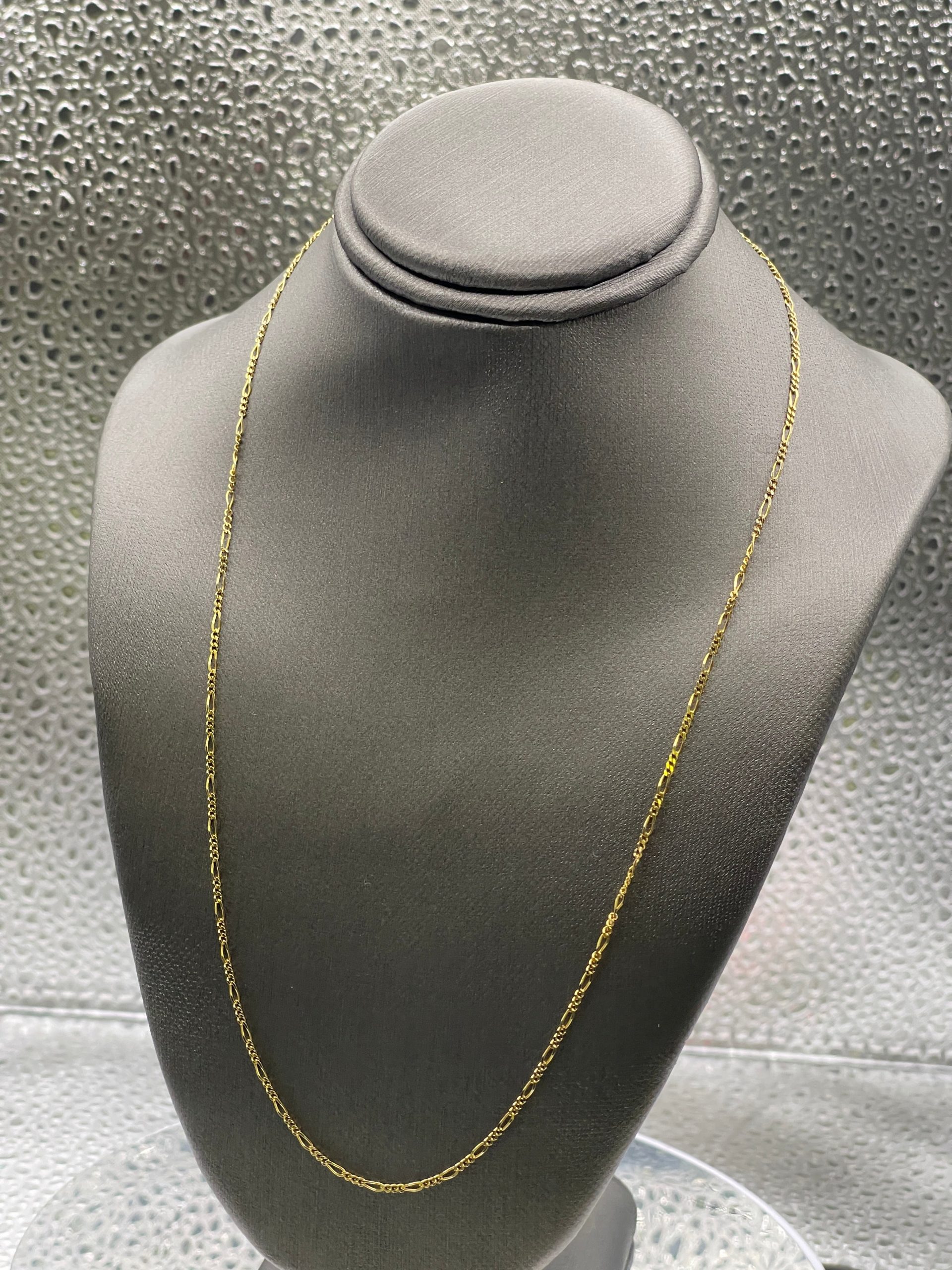 super-cool-fashion-10-karat-yellow-gold-beveled-figaro-link-chain-online-sale_2.jpg